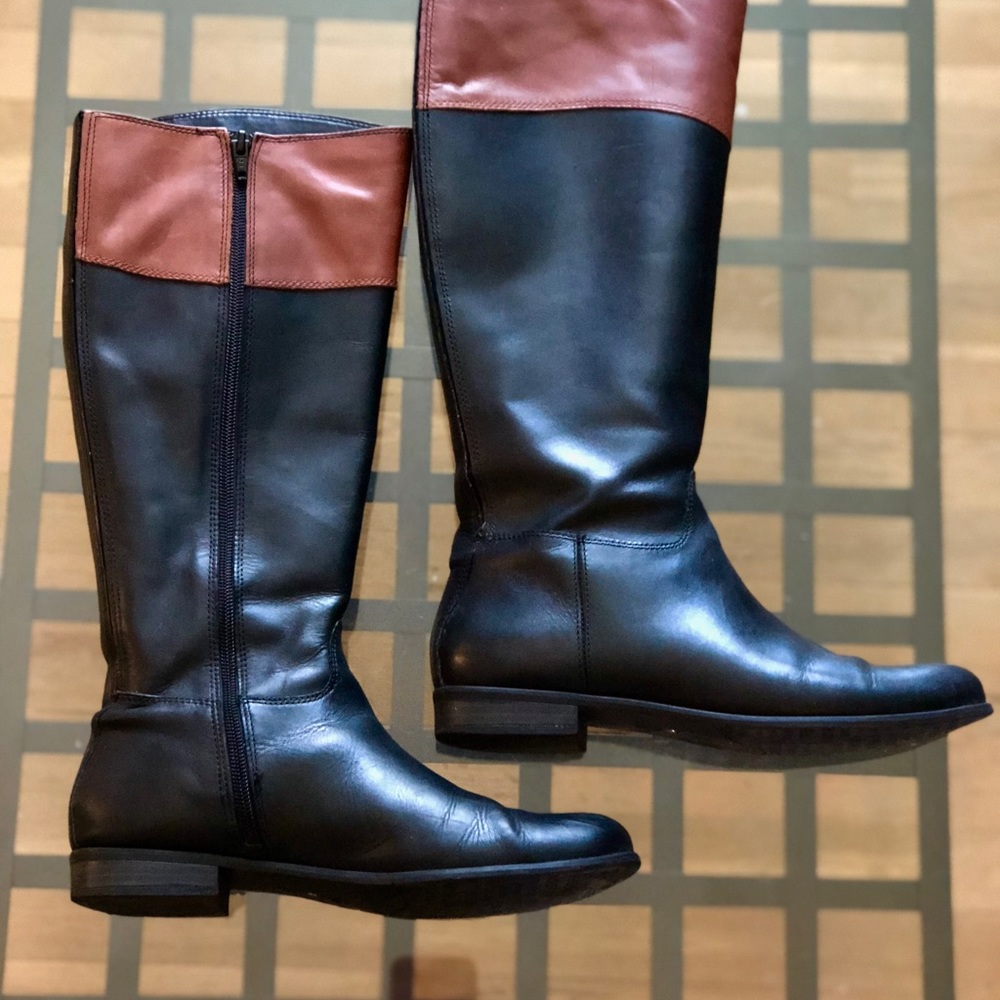MAKE AN OFFER two toned riding boots